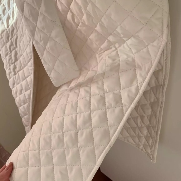 Spring Fashion Quilted Long Ivory Coat - Picture 2 of 9